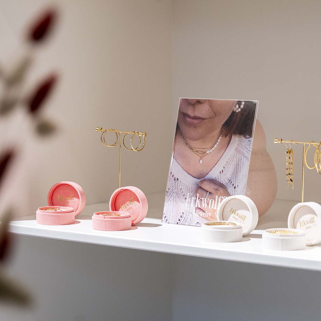Accessories og smykker der fuldender dit outfit hos Continue